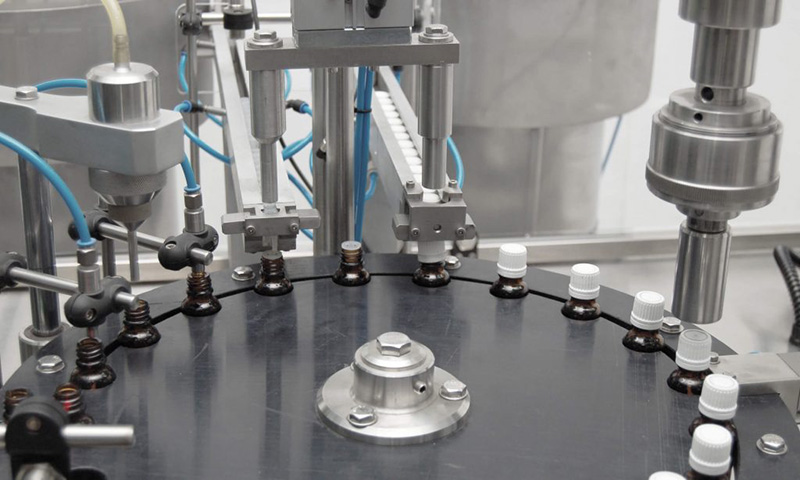 Mașină de umplere a tincturii